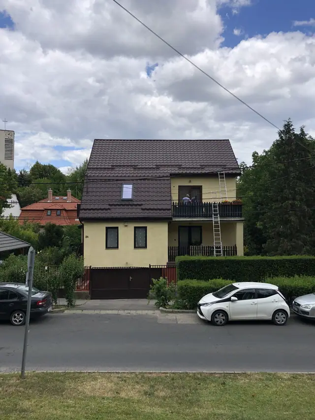 Cserepeslemez – BM Tetőfedés referencia